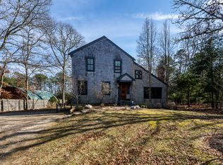 29 Thatcher Holway Rd, Marstons Mills, MA 02648