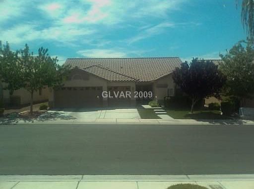 1st image of 517 Dawn Cove Dr