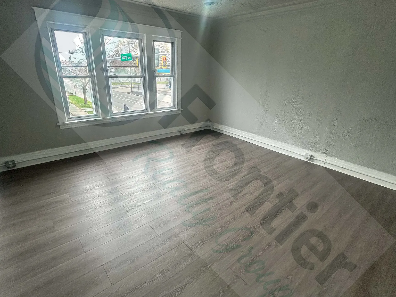 Studio, 400 sqft, $775 — Photo 3