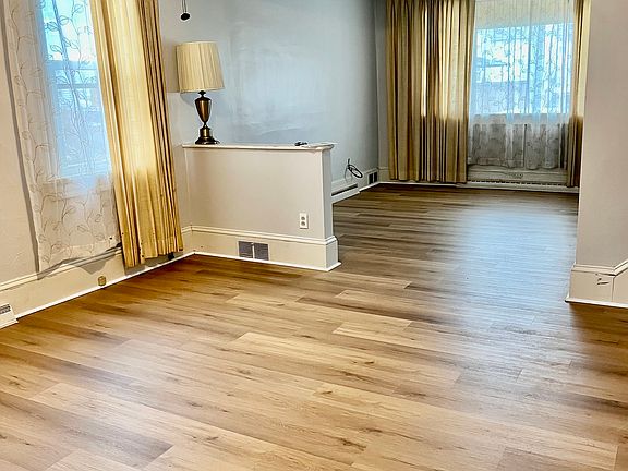 5th image of 69 Rutter St