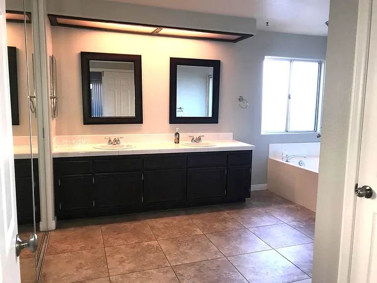 1413 Janis Lynn Ln — Photo 5