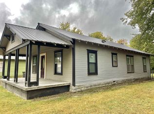1027 N B St, Arkansas City, KS 67005