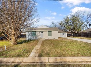 204 W Allen Ave, Godley, TX 76044