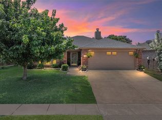 3604 Desert Mesa Rd, Fort Worth, TX 76111
