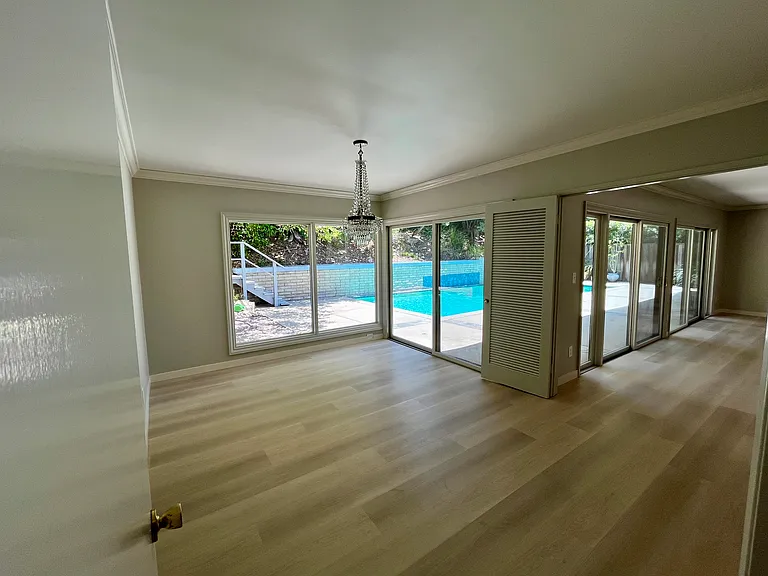 16641 Park Lane Cir — Photo 12