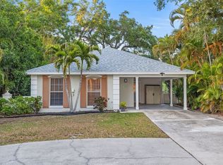 1629 Siesta Dr, Sarasota, FL 34239