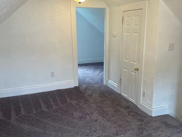 1514 Rutherford Ave — Photo 15