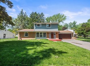 29449 Candlewood Ln, Southfield, MI 48076