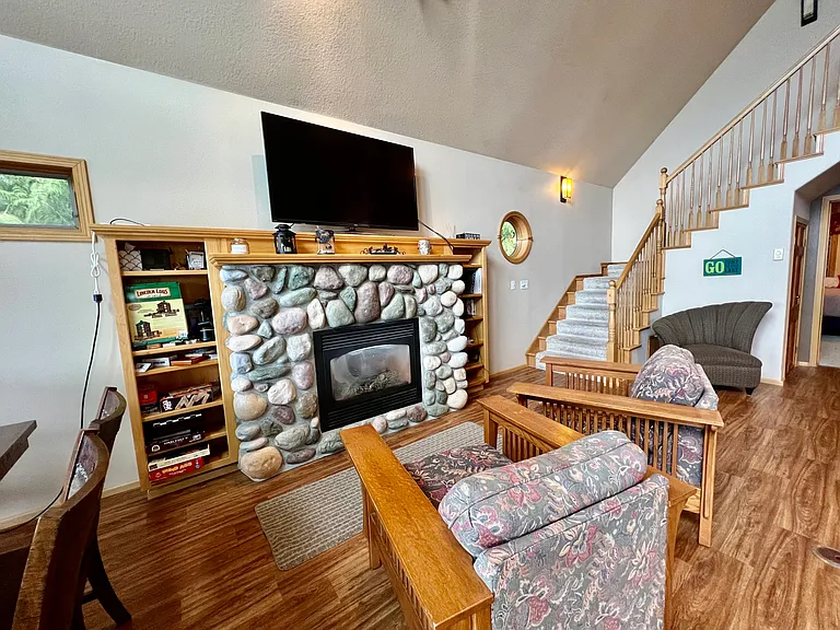 31963 Mahood Ln — Photo 10