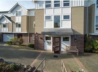 232 4th Ave S APT 203, Edmonds, WA 98020