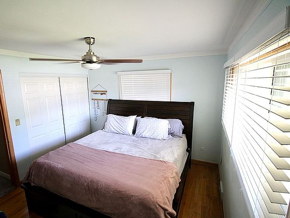 4th image of 30242 Bentley St