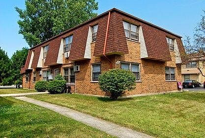 2nd image of 121 S Whispering Hills Dr APT C1