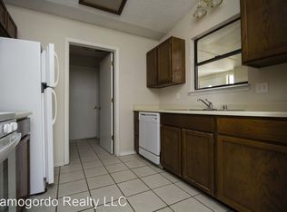 1468 Challenger Ave, Alamogordo, NM 88310