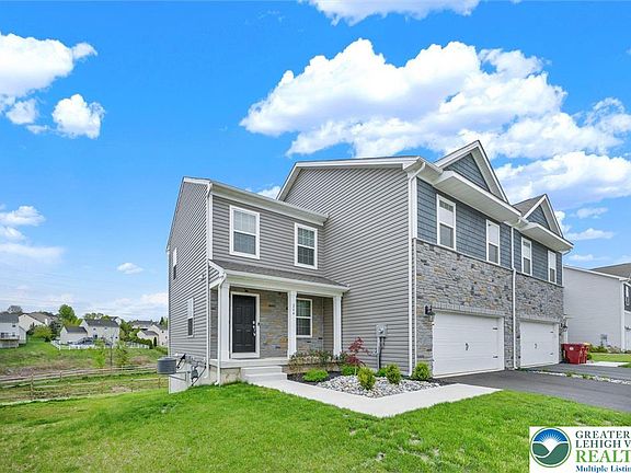 3rd image of 264 Winding Rd