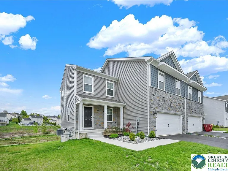 264 Winding Rd — Photo 3