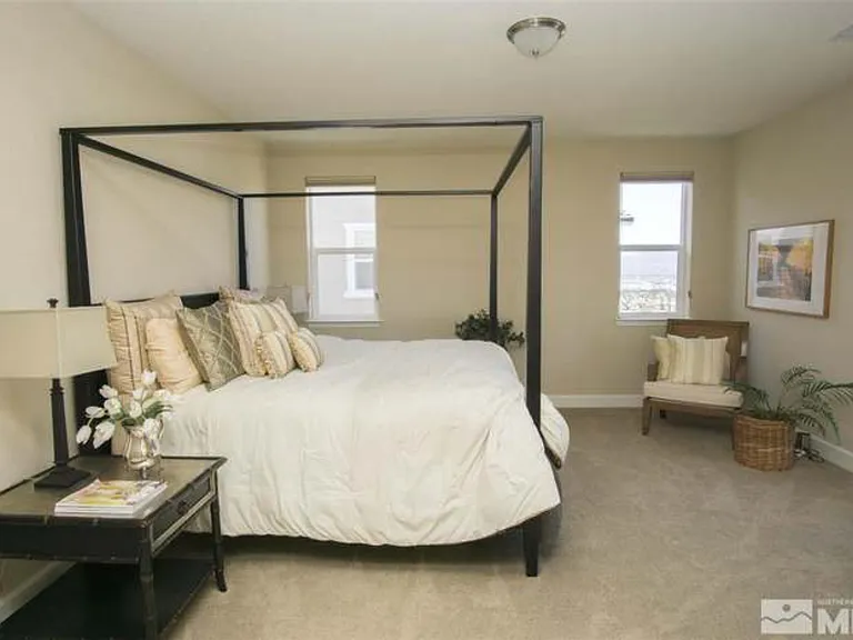 3075 Abruzzi Ct — Photo 12
