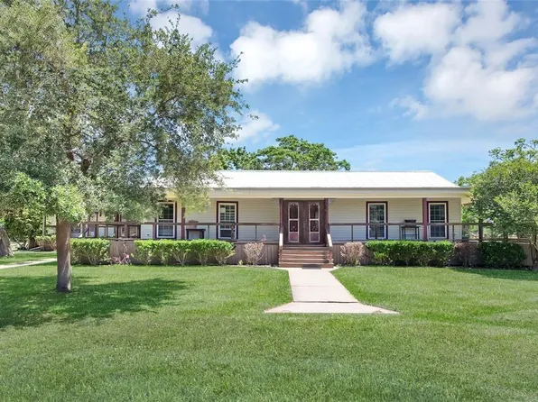 8303 Galler Rd, Richmond, TX 77469