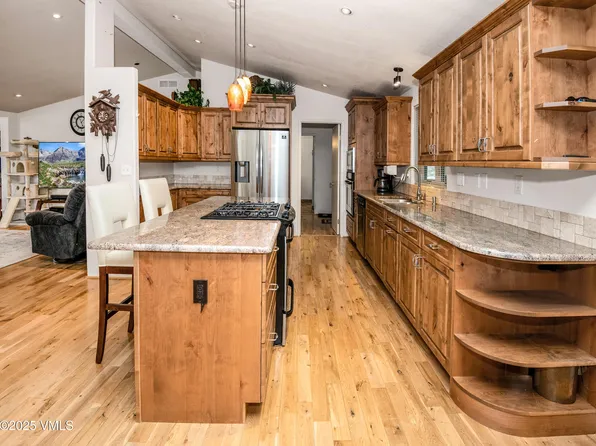 510 Park View Ln, Gypsum, CO 81637