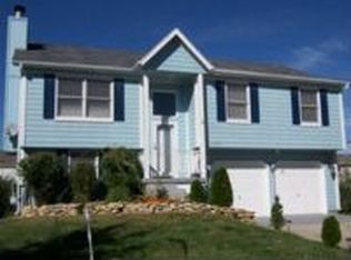33186 W 87th Trl, De Soto, KS 66018