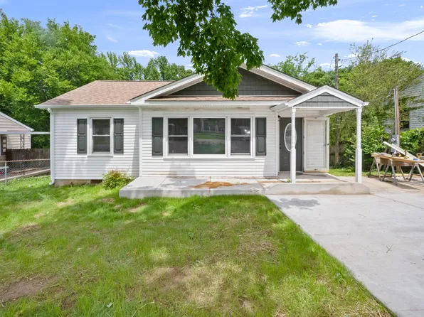 713 Monroe St, Clarksville, TN 37040