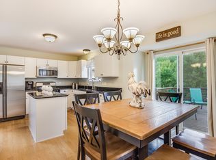 3040 Stillriver Dr, Howell, MI 48843