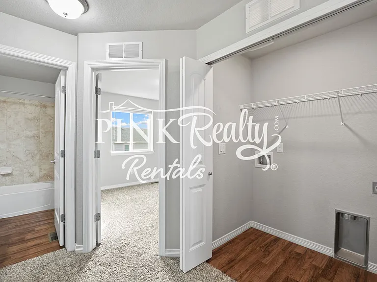 10897 Rowley Dr — Photo 35