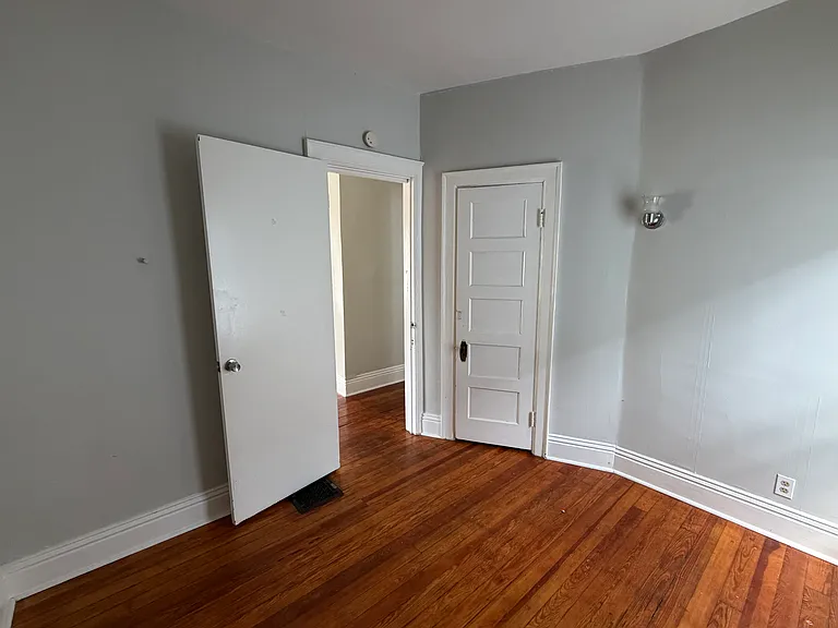 453 Herkimer St #UPPER — Photo 11