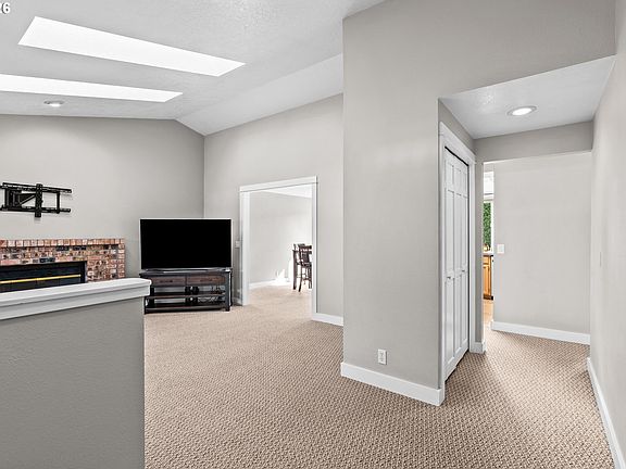 5th image of 2788 Chad Dr