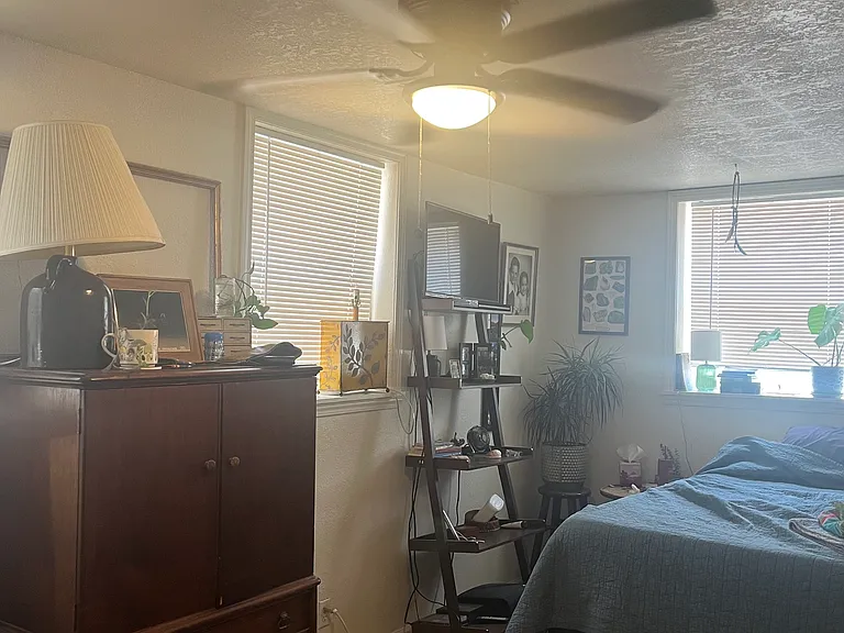 1901 Riverside Dr — Photo 6
