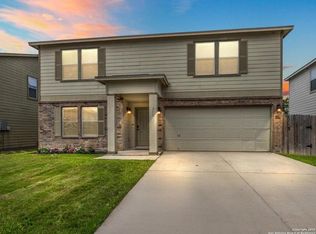 213 Hinge Loop, Cibolo, TX 78108