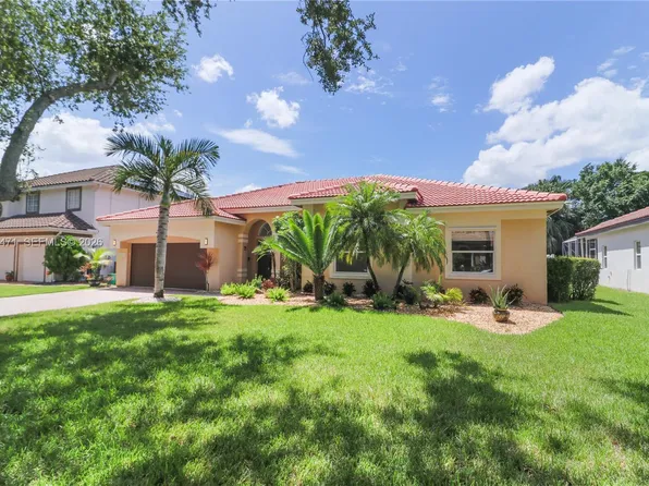 10256 NW 53rd Ct, Coral Springs, FL 33076