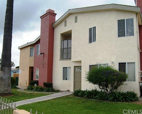 2nd image of 1520 W 204th St APT 4