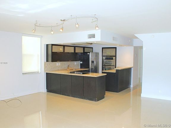 3rd image of 20300 W Country Club Dr #120-3