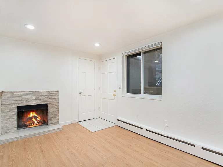 336 N Grant St #101 — Photo 5