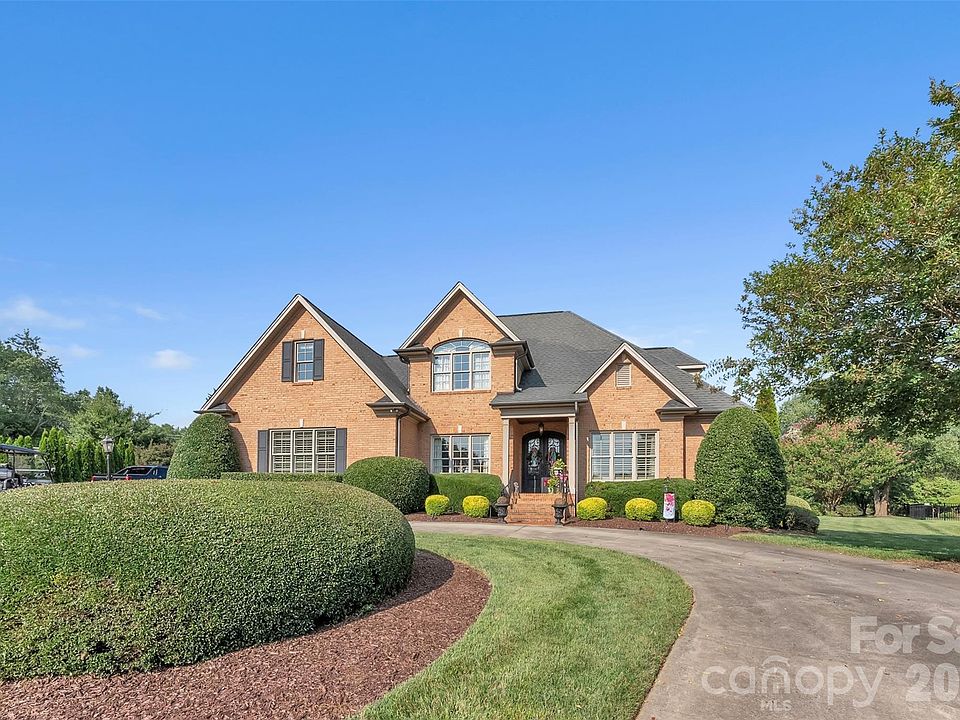 1st image of 3759 Sand Wedge Dr