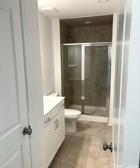 416 Silver Star Blvd — Photo 6