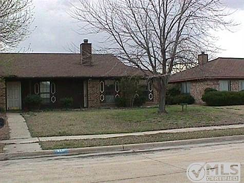 2nd image of 310 Shea St