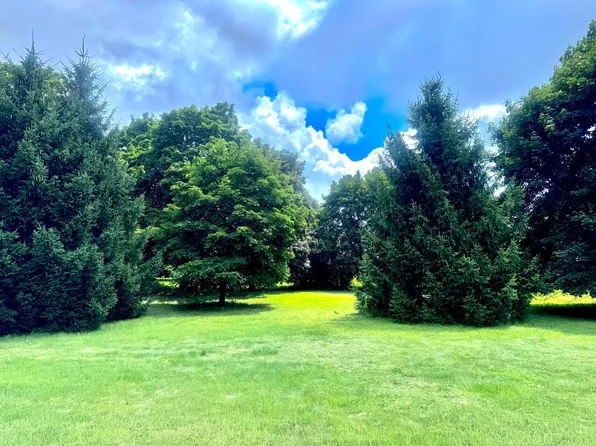 Lt2 South 124TH STREET, Hales Corners, WI 53130