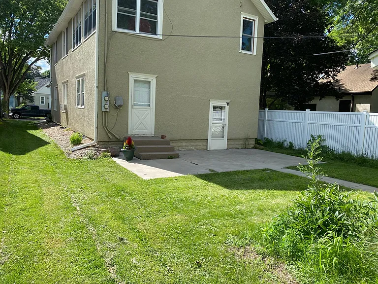3107 Hayes St NE — Photo 4