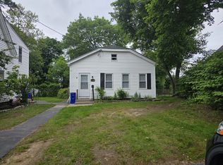 41 South St #B, Holbrook, MA 02343