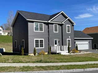 186 Butternut Rd, Hartford, VT 05047