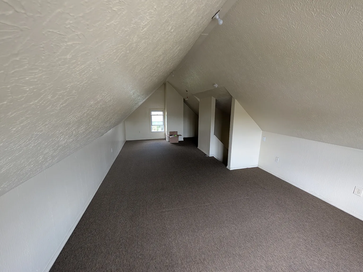 1125 2nd Avenue Akron Oh 44306 - 1 — Photo 2