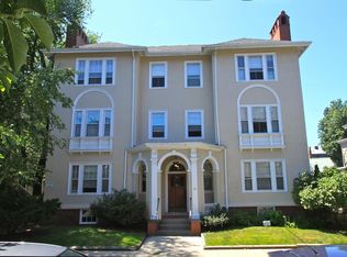 65 Langdon St APT 10, Cambridge, MA 02138