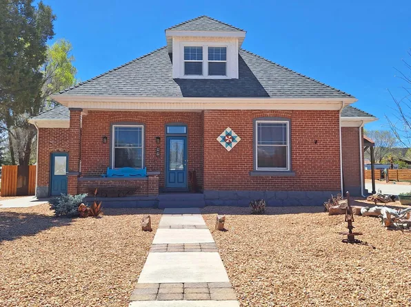 47 W 100 S, Panguitch, UT 84759