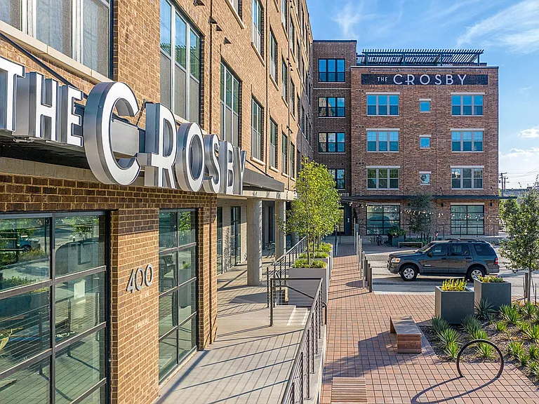 The Crosby — Photo 11