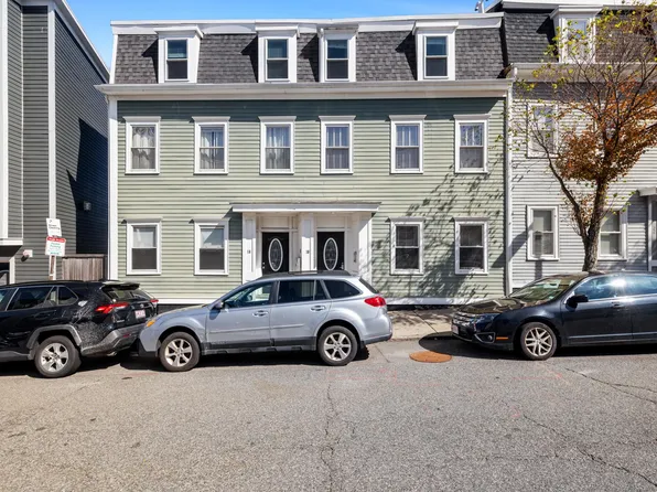 18 Emerson St #1, South Boston, MA 02127