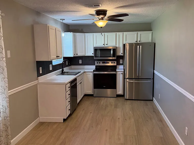 8118 Marsala Ln — Photo 4