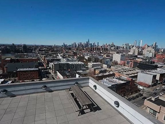 5th image of 253 4th Ave Unit 2B