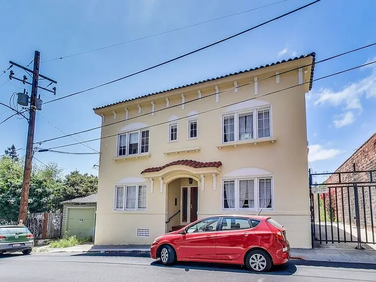 11 Warren Ave #8 — Photo 17