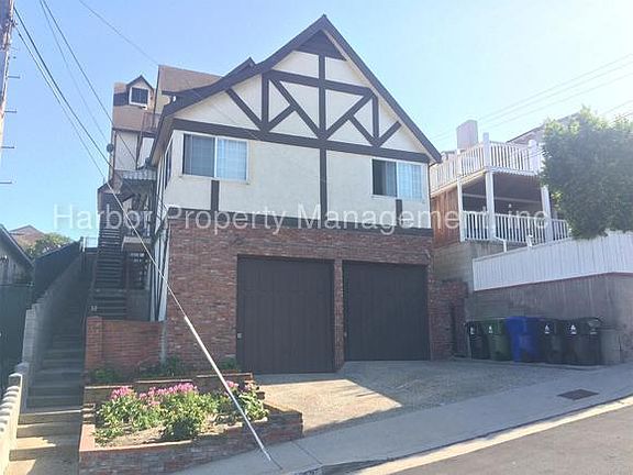2nd image of 664 1/2 W 21st St